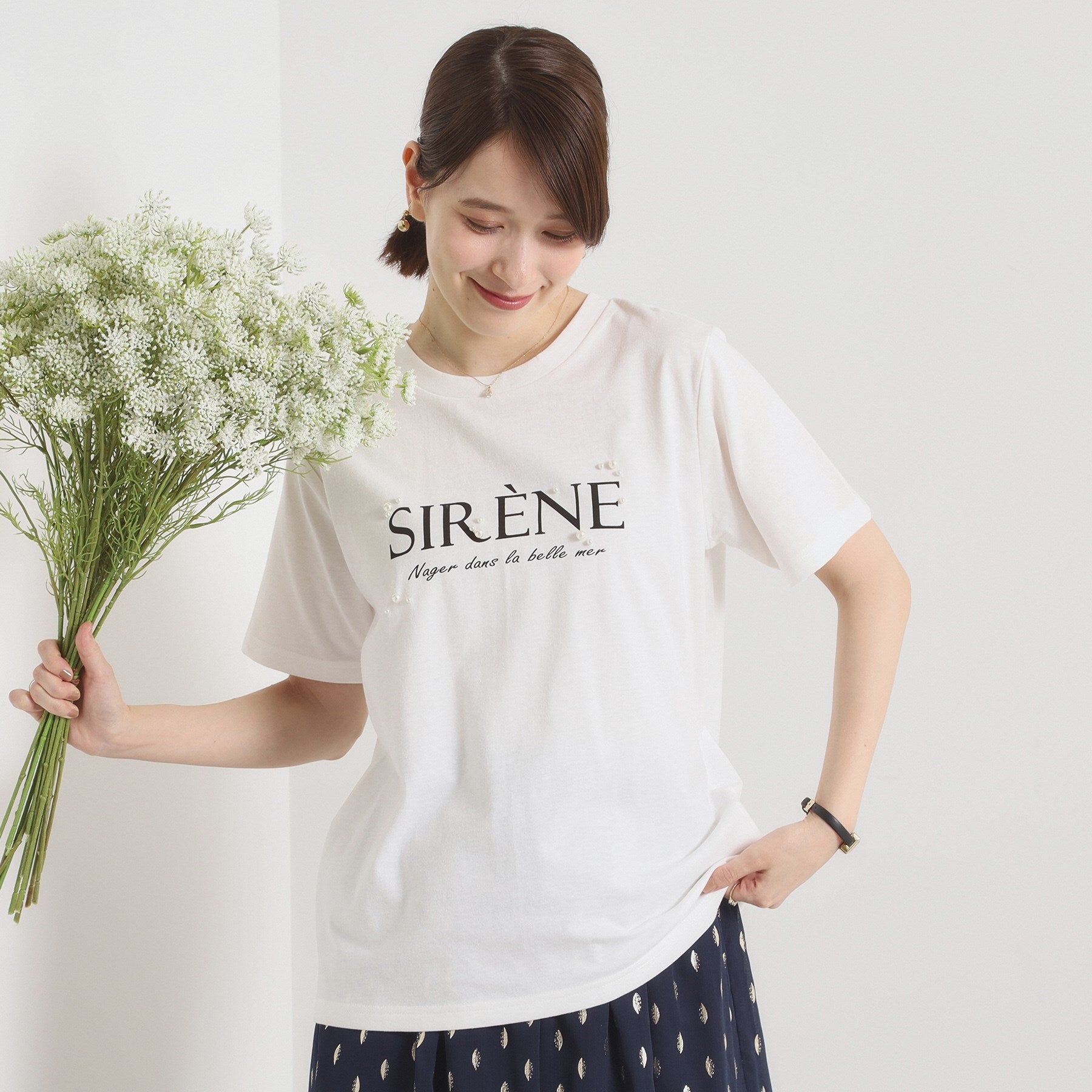 イッツデモ ITS'DEMO 【手洗い可】パール調ロゴTシャツ （オフホワイト(003)） オフホワイト(003)