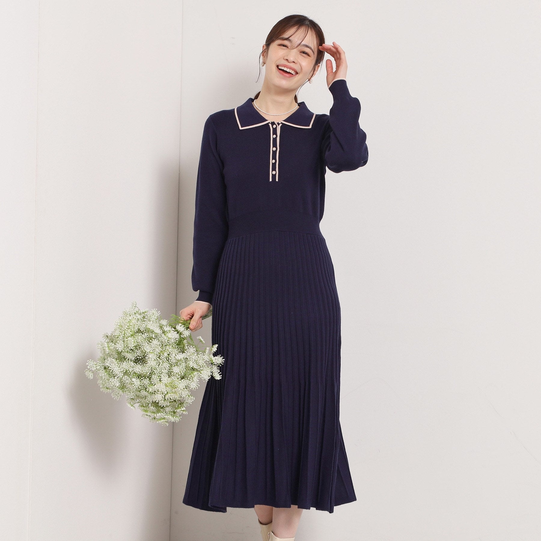 イッツデモ ITS'DEMO ポロ衿ニットフレアワンピース （ブラック(019)） ブラック(019)