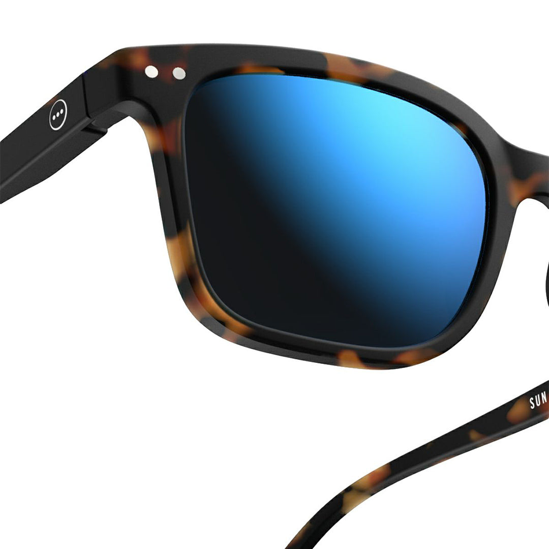 IZIPIZI Sunglasses L Square