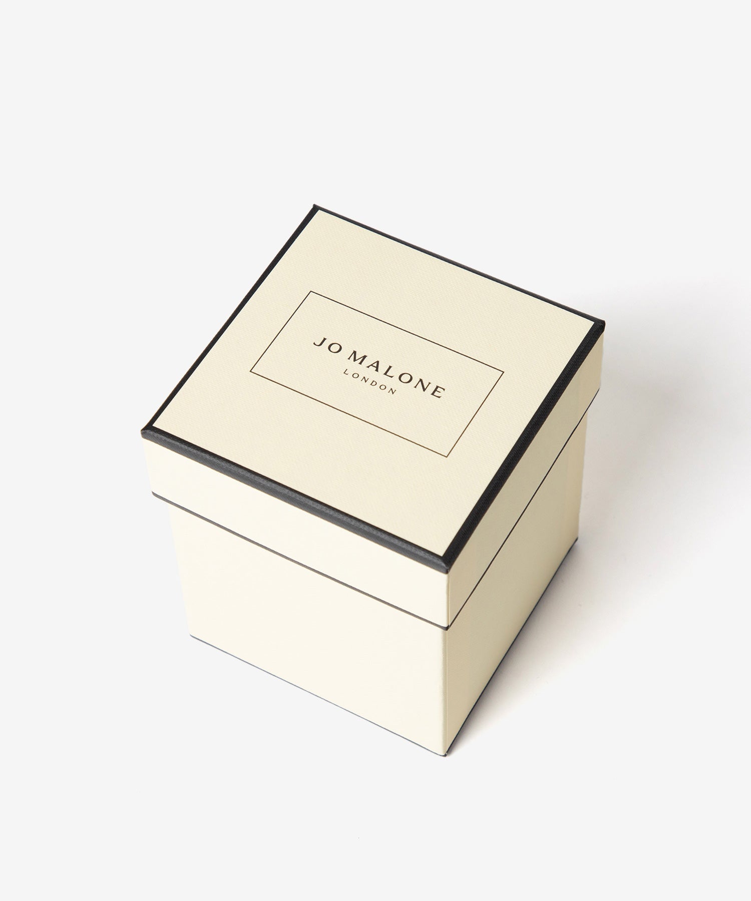ジョー マローン ロンドン Jo Malone London ジョー マローン JO MALONE CLASSIC CANDLE 200g クラシック キャンドル 【返品不可商品】 （イングリッシュペアー＆フリージア） イングリッシュペアー＆フリージア