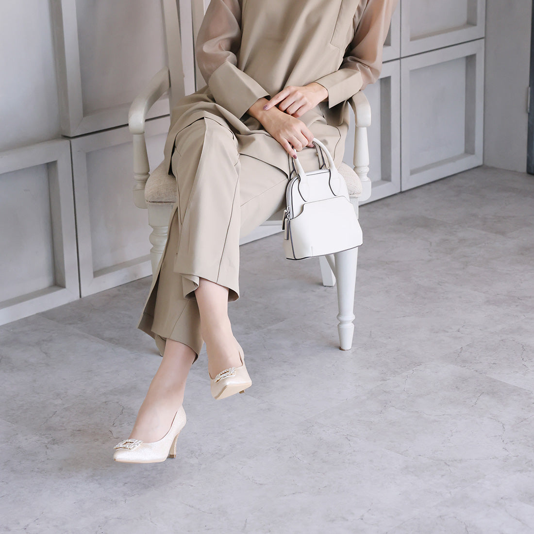 Jurer by vivian pointed toe jewel buckle pumps