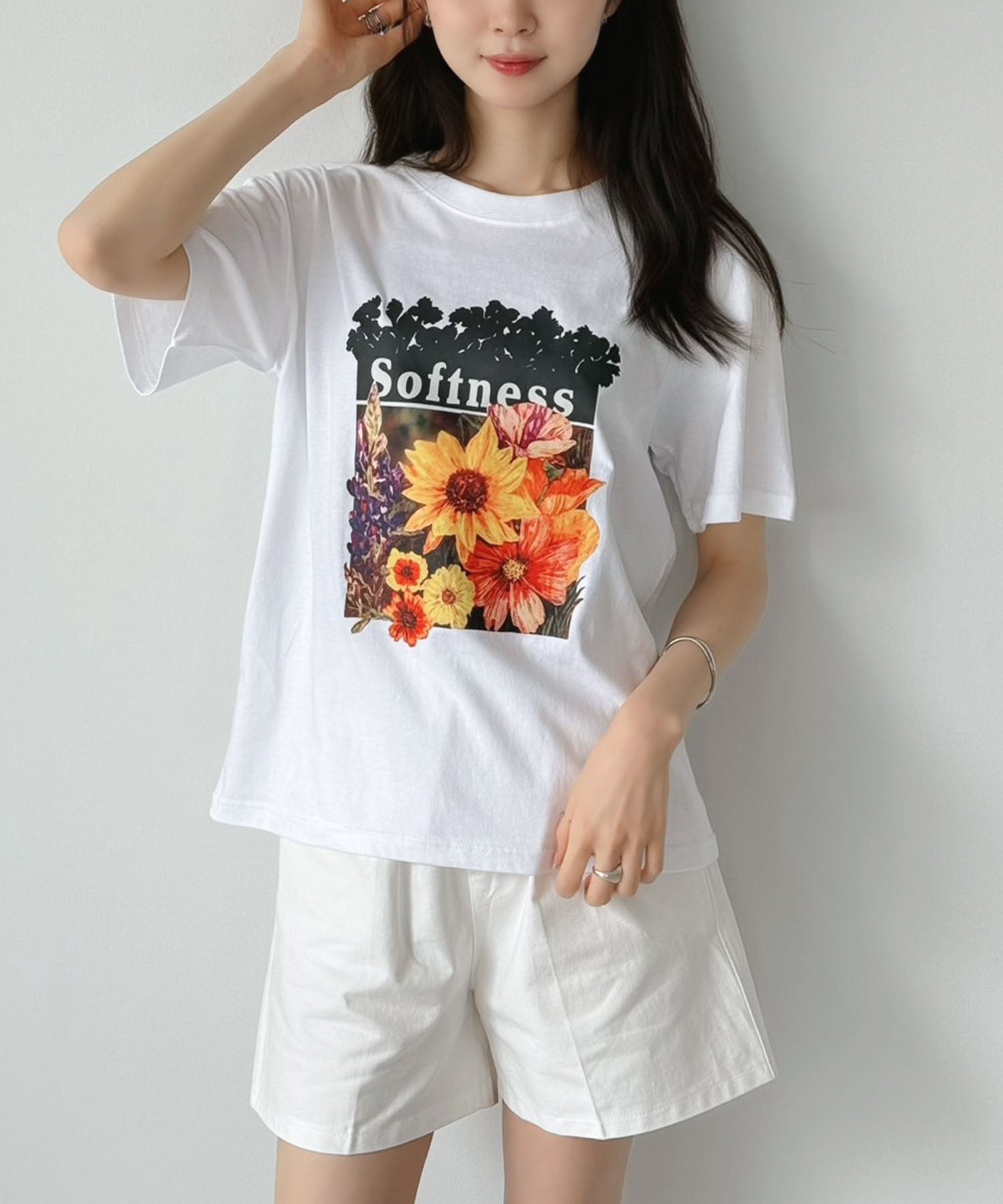 ジュエローブ Jewelobe フラワーロゴTシャツ （ホワイト） ホワイト