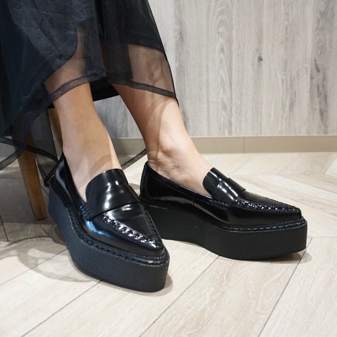 ジェフリーキャンベル Jeffrey Campbell 厚底ローファー （ブラック） ブラック