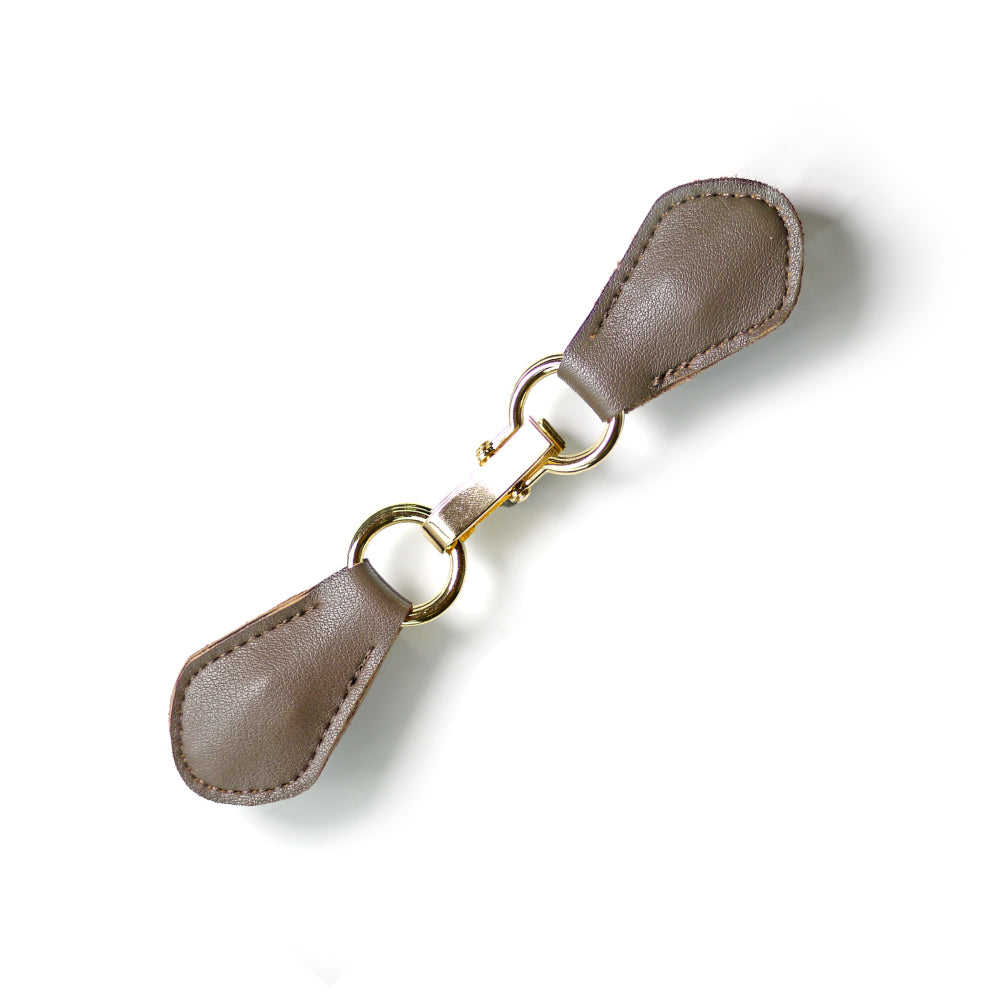 Ecrevo exrevo Stole Clip Leather Genuine Leather Simple Non-slip Slip Prevention Large Cardigan Ring Stole Clip with Stitch Cover Autumn Winter Mother's Day Belt