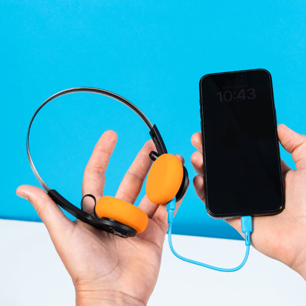 ジェイラブ JLab Rewind 2 ヘッドホン ワイヤレス Y2K レトロ ファッション 軽量 おしゃれ Bluetooth ブルートゥース デザイン マイク付き ヘッドフォン マイク付きヘッドホン【返品不可商品】 （Black） Black