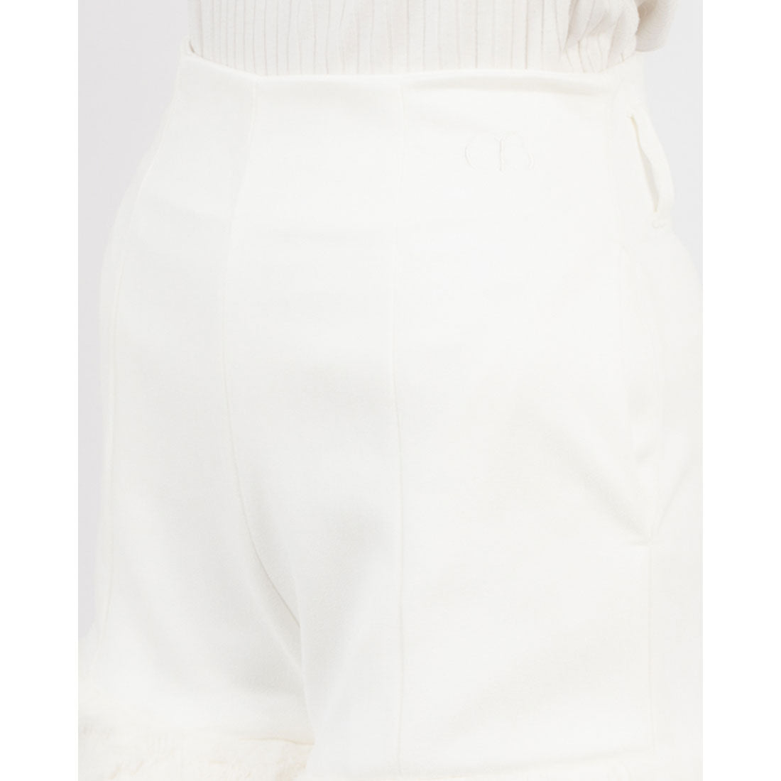 ココエアリー coco airy fur suede short pants （O.WHITE） O.WHITE