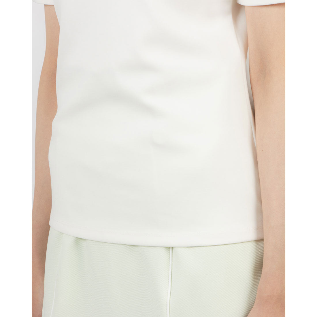 ココエアリー coco airy choker neck Tーshirt （O.WHT） O.WHT
