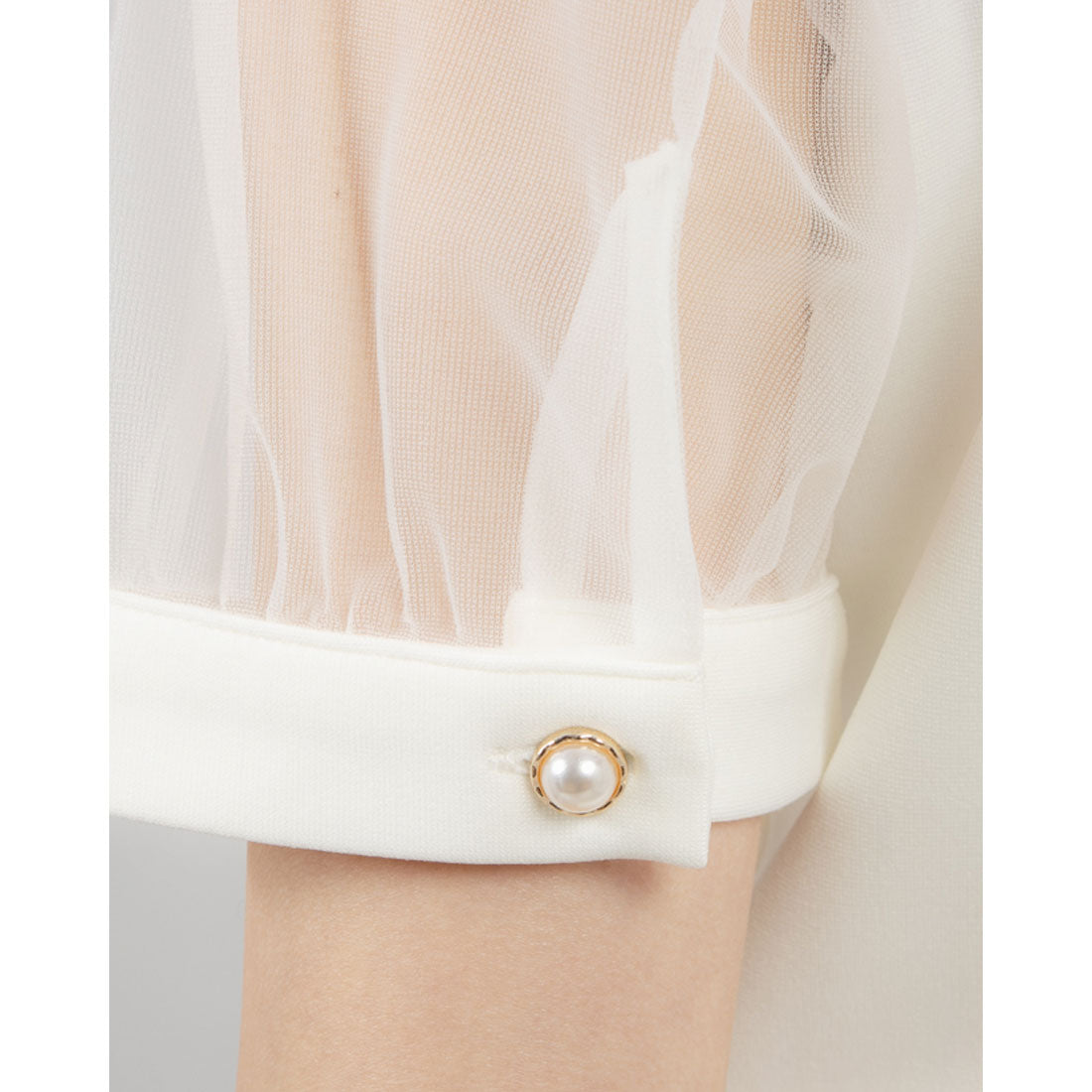 ココエアリー coco airy choker neck Tーshirt （O.WHT） O.WHT
