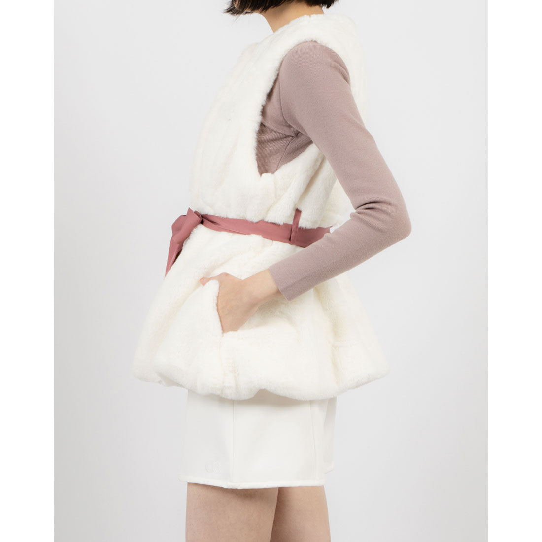 ココエアリー coco airy fur vest （O.WHITE） O.WHITE