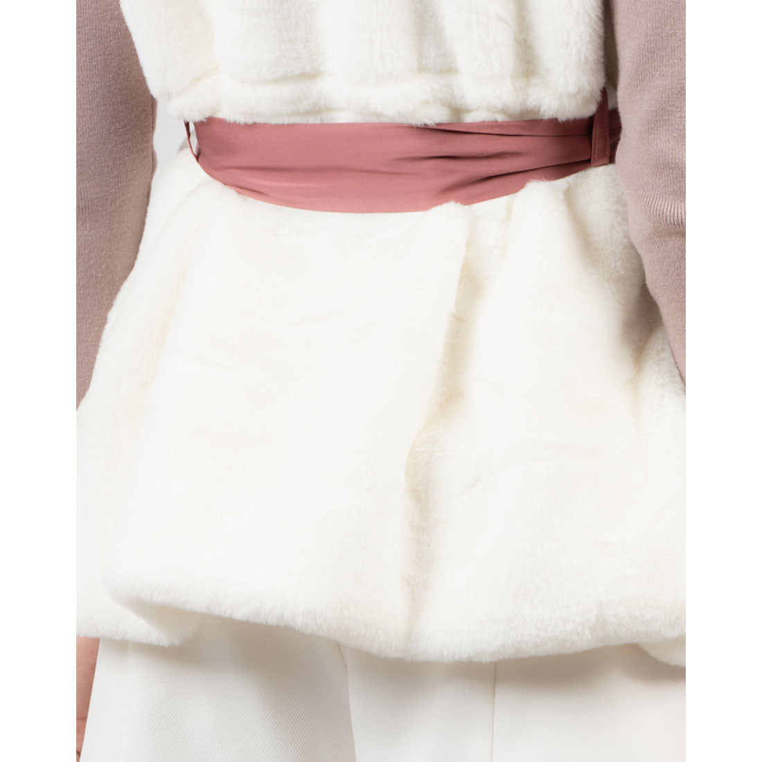 ココエアリー coco airy fur vest （O.WHITE） O.WHITE