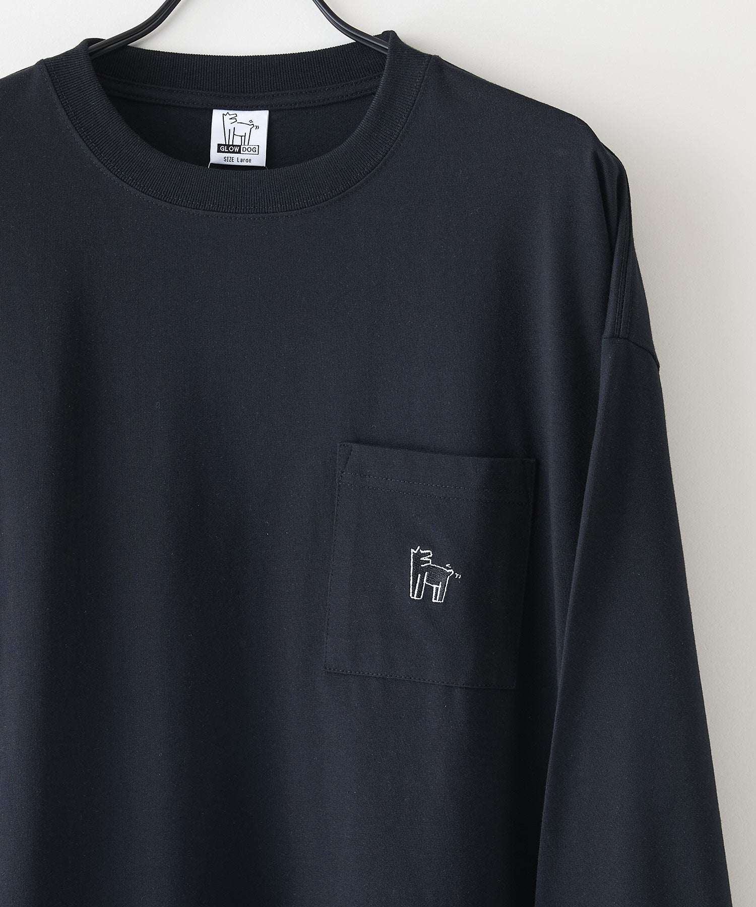 JEANS MATE 【GLOW DOG】 Long Sleeve T-Shirt with Pocket