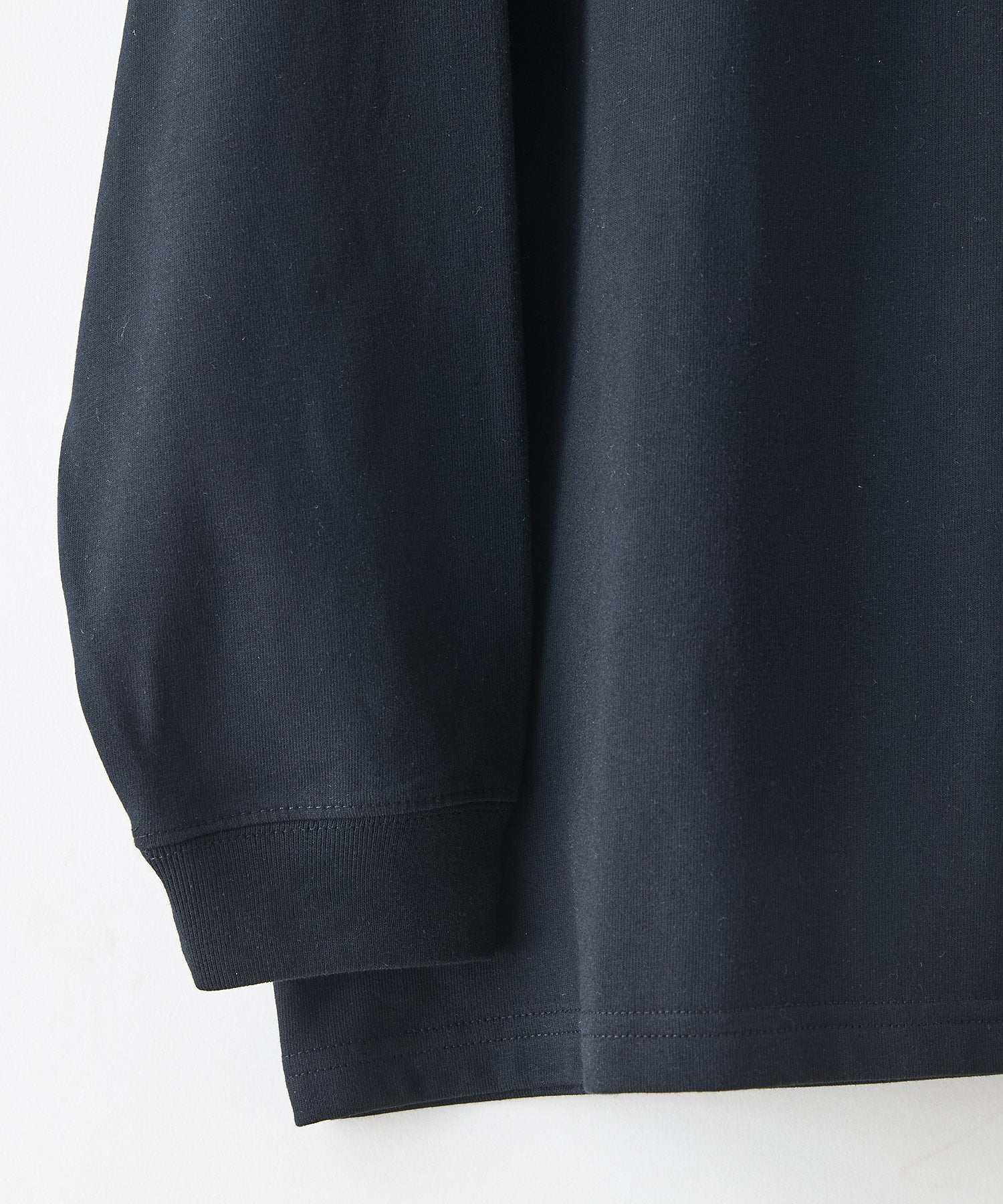 JEANS MATE 【GLOW DOG】 Long Sleeve T-Shirt with Pocket
