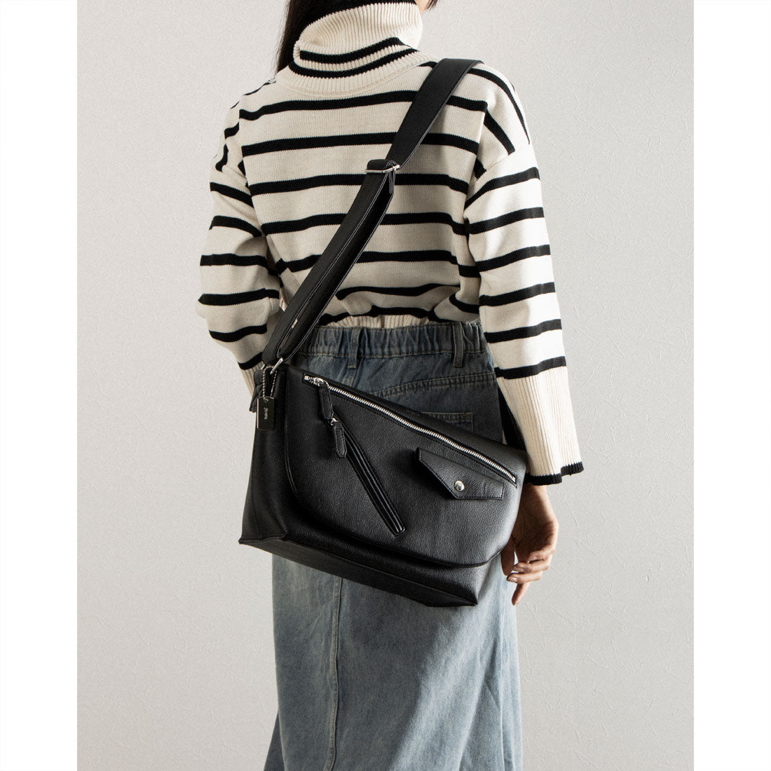 Jouetie Grain PU Riders Messenger Shoulder Bag
