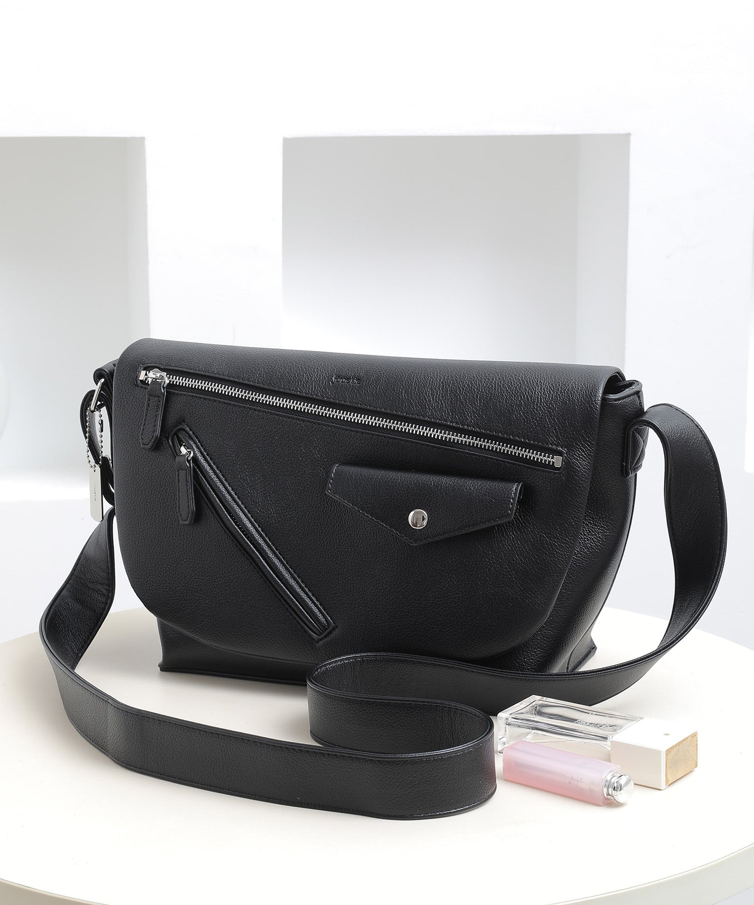Jouetie Grain PU Riders Messenger Shoulder Bag