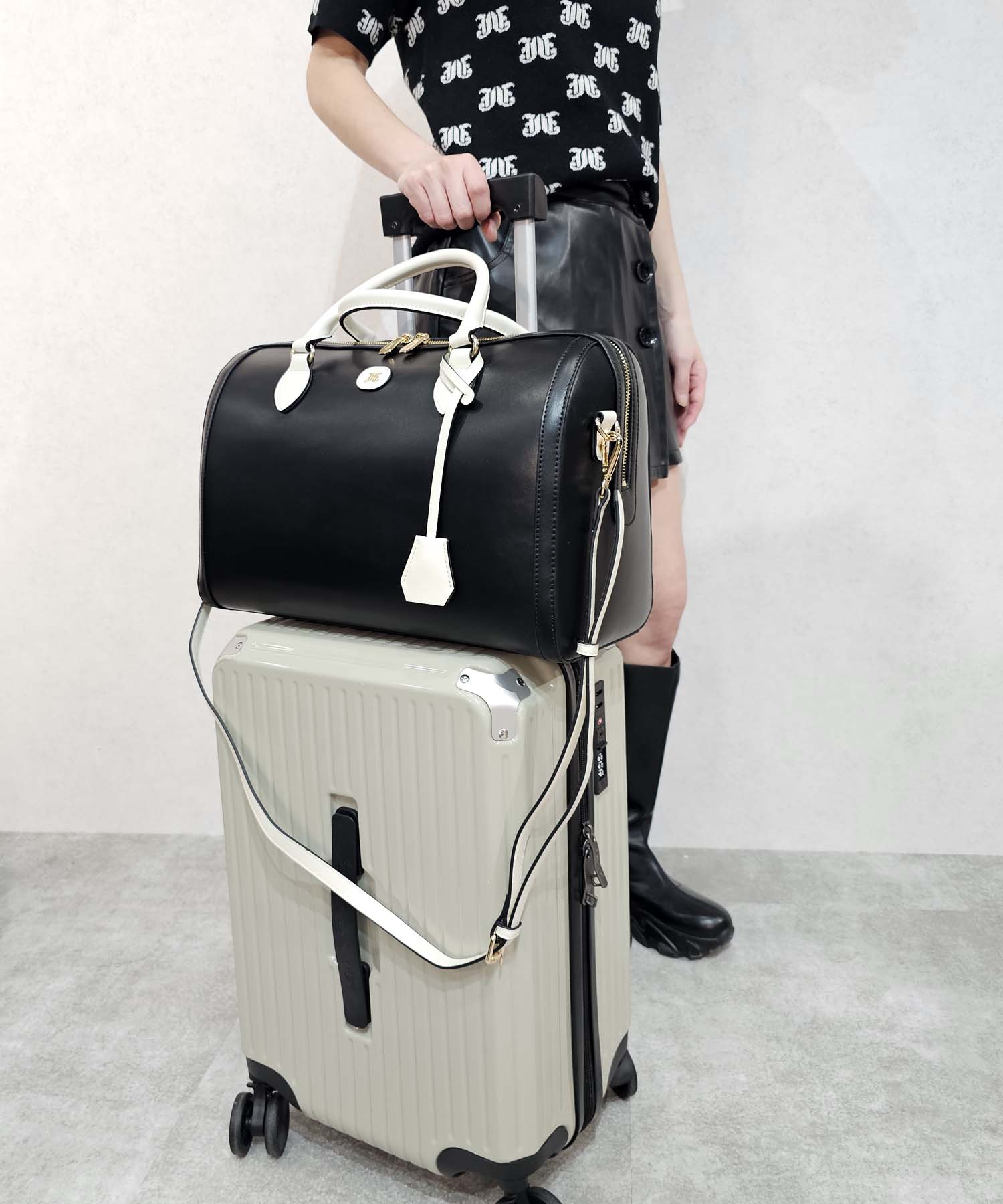 Jouetie Key House Attached Smooth Large Boston Bag Travel Bag Travel Large Capacity Boston