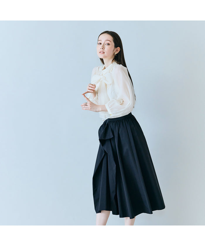 オーディア ミューズ Audie a Muses フラワーレースリボンタイ付きブラウス （オフ） オフ