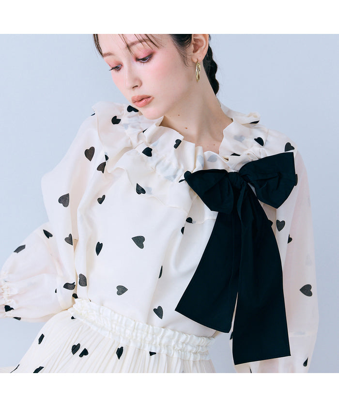 オーディア ミューズ Audie a Muses ハートプリントボリュームブラウス （オフ） オフ