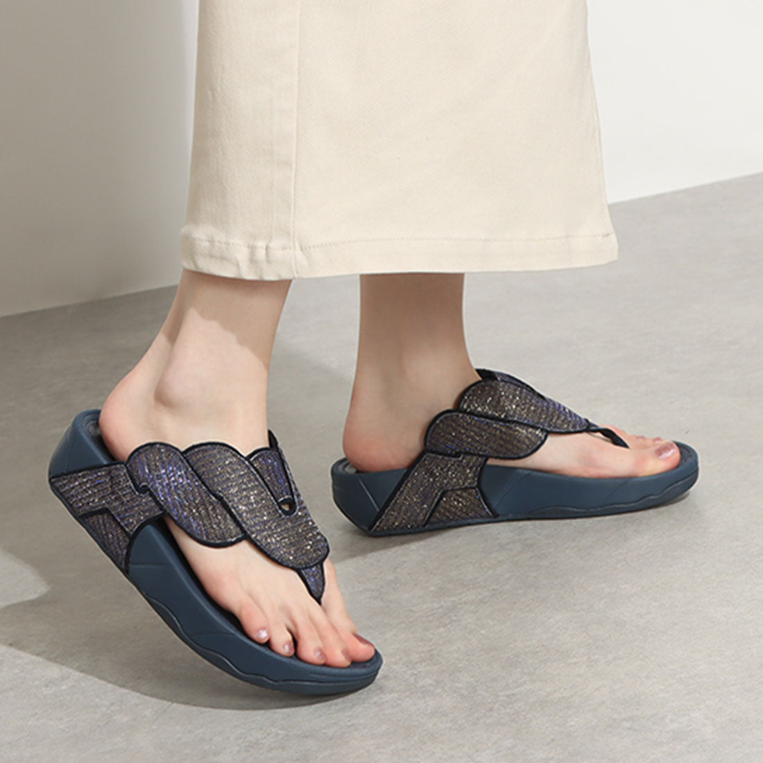 JOLICOIN SPORT Recovery Thong Sandals