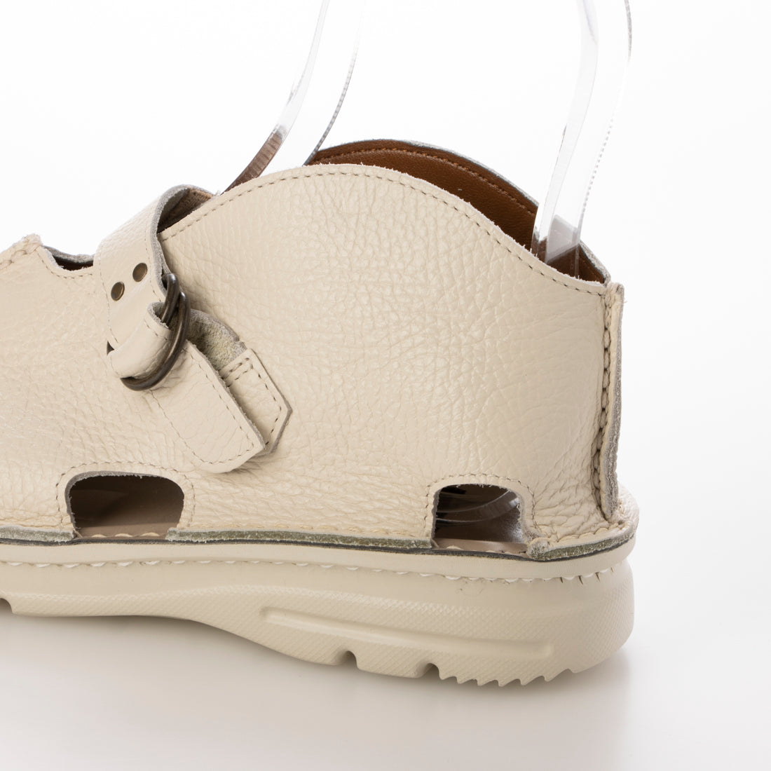 JS Heartlabel Lightweight Leather Strap Shoes