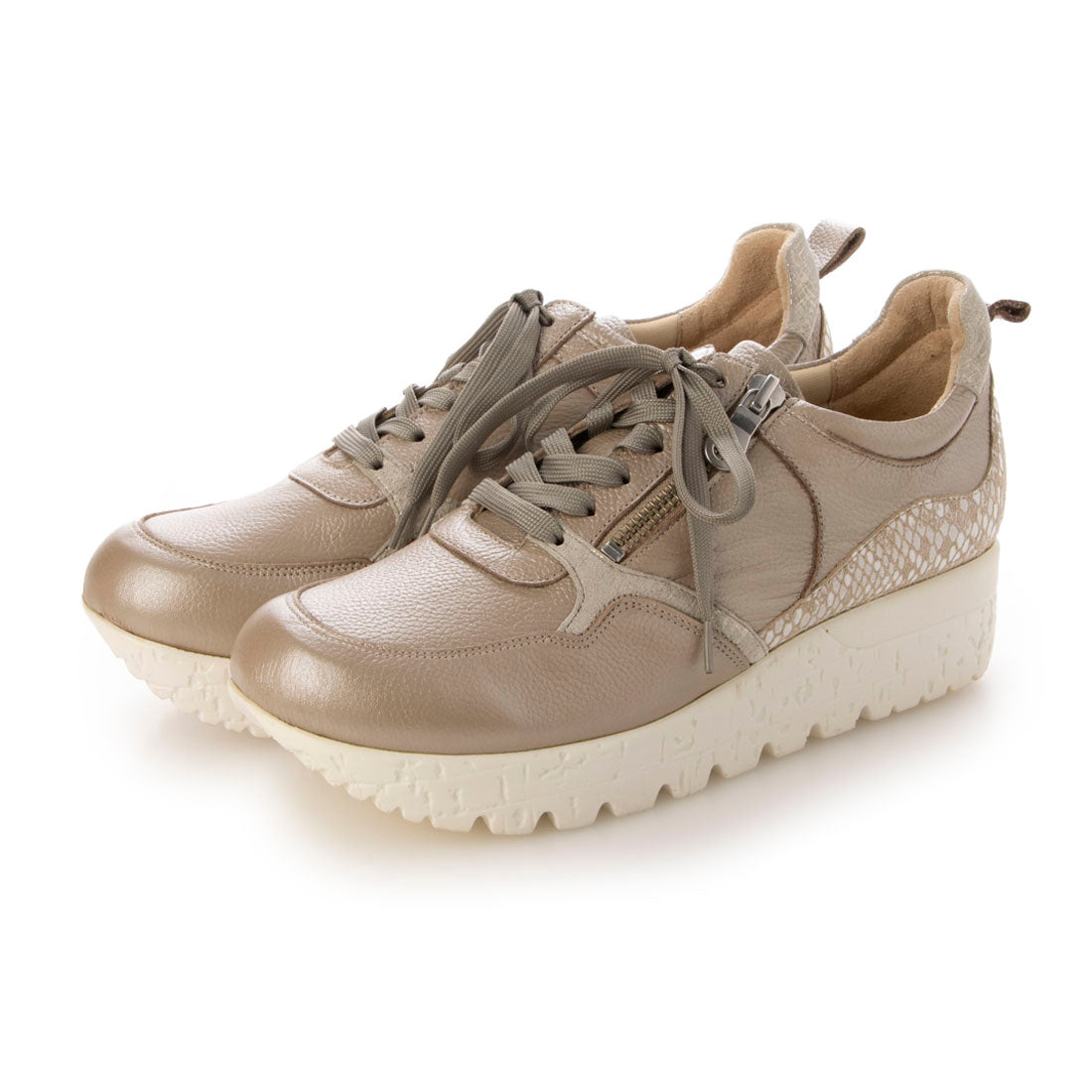 JS Heartlabel Thick-soled Leather Sneakers