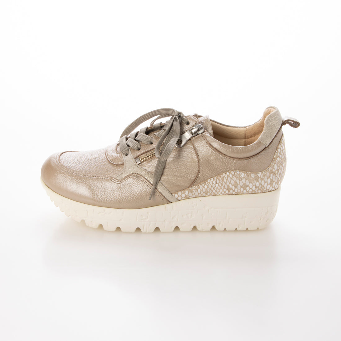 JS Heartlabel Thick-soled Leather Sneakers
