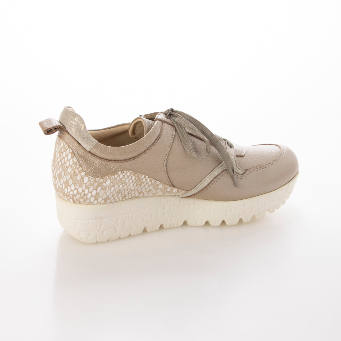 JS Heartlabel Thick-soled Leather Sneakers