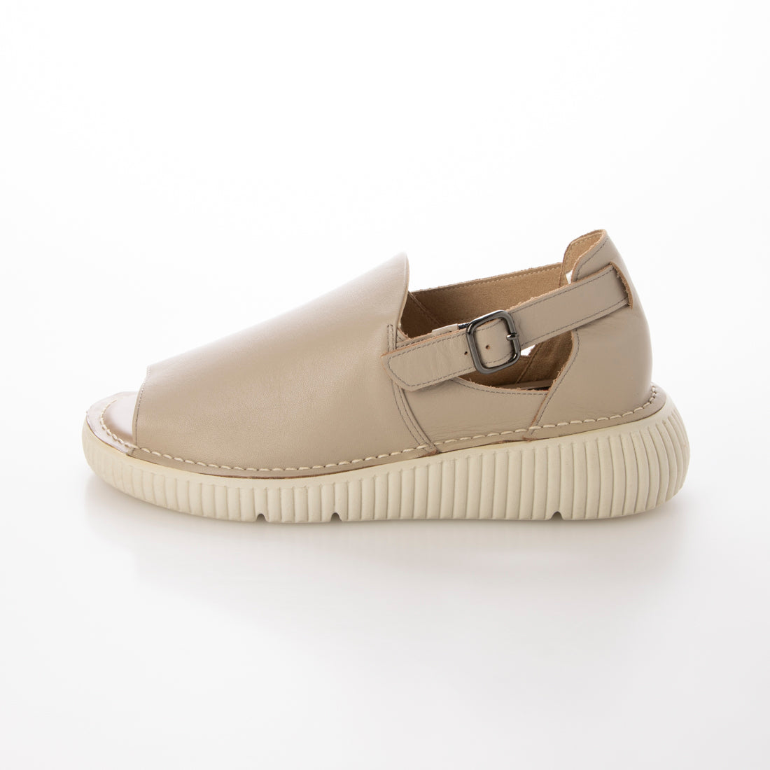 JS Heartlabel Volume Sole Open Toe Shoes