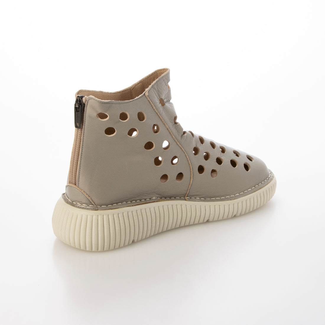 JS Heartlabel Thick-soled Leather Punching Shoes