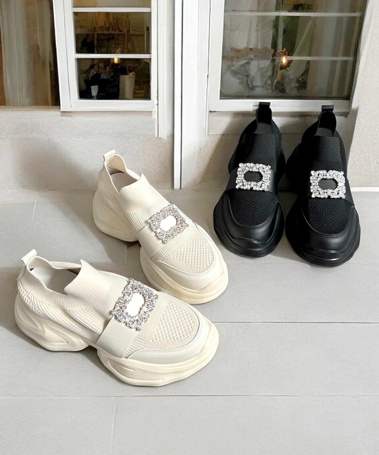 ジュリアブティック JULIA BOUTIQUE ビジュー付き厚底スニーカー [24646 無地 厚底 レディース ブラック 黒 ホワイト アイボリー シューズ 靴 ]