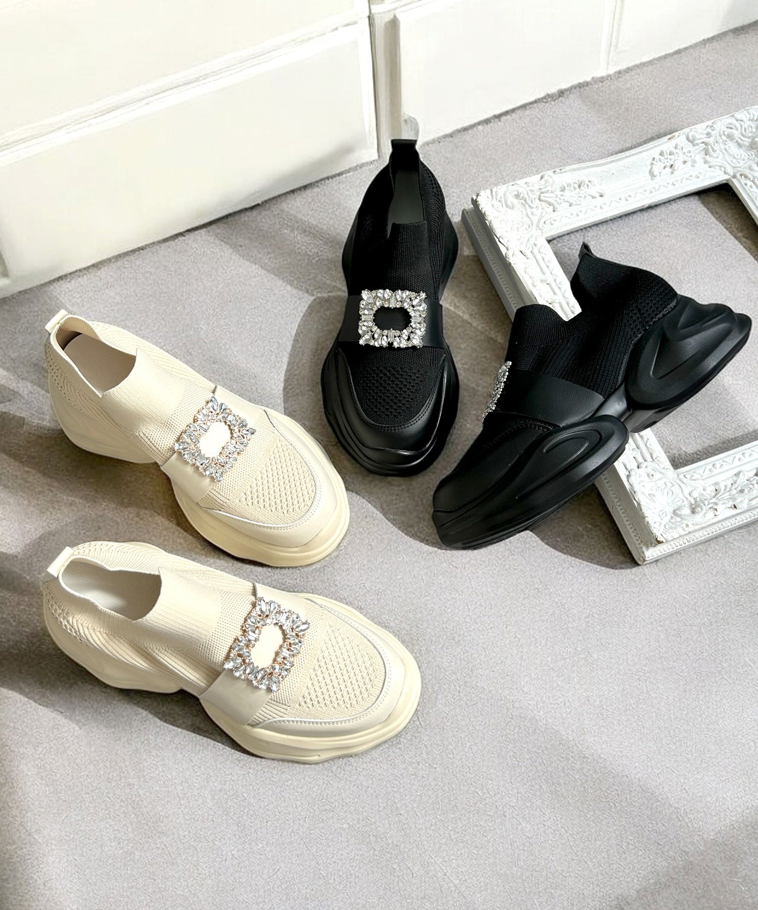 ジュリアブティック JULIA BOUTIQUE ビジュー付き厚底スニーカー [24646 無地 厚底 レディース ブラック 黒 ホワイト アイボリー シューズ 靴 ]