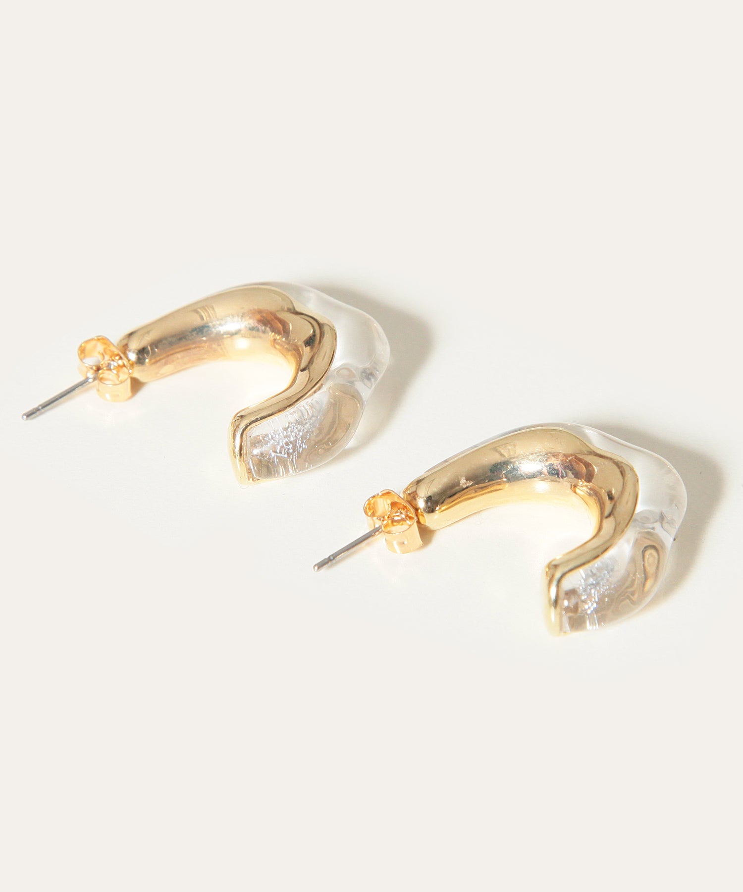 ジュリアブティック JULIA BOUTIQUE クリアゴールドフレークピアス/L00035 （アイボリー） アイボリー