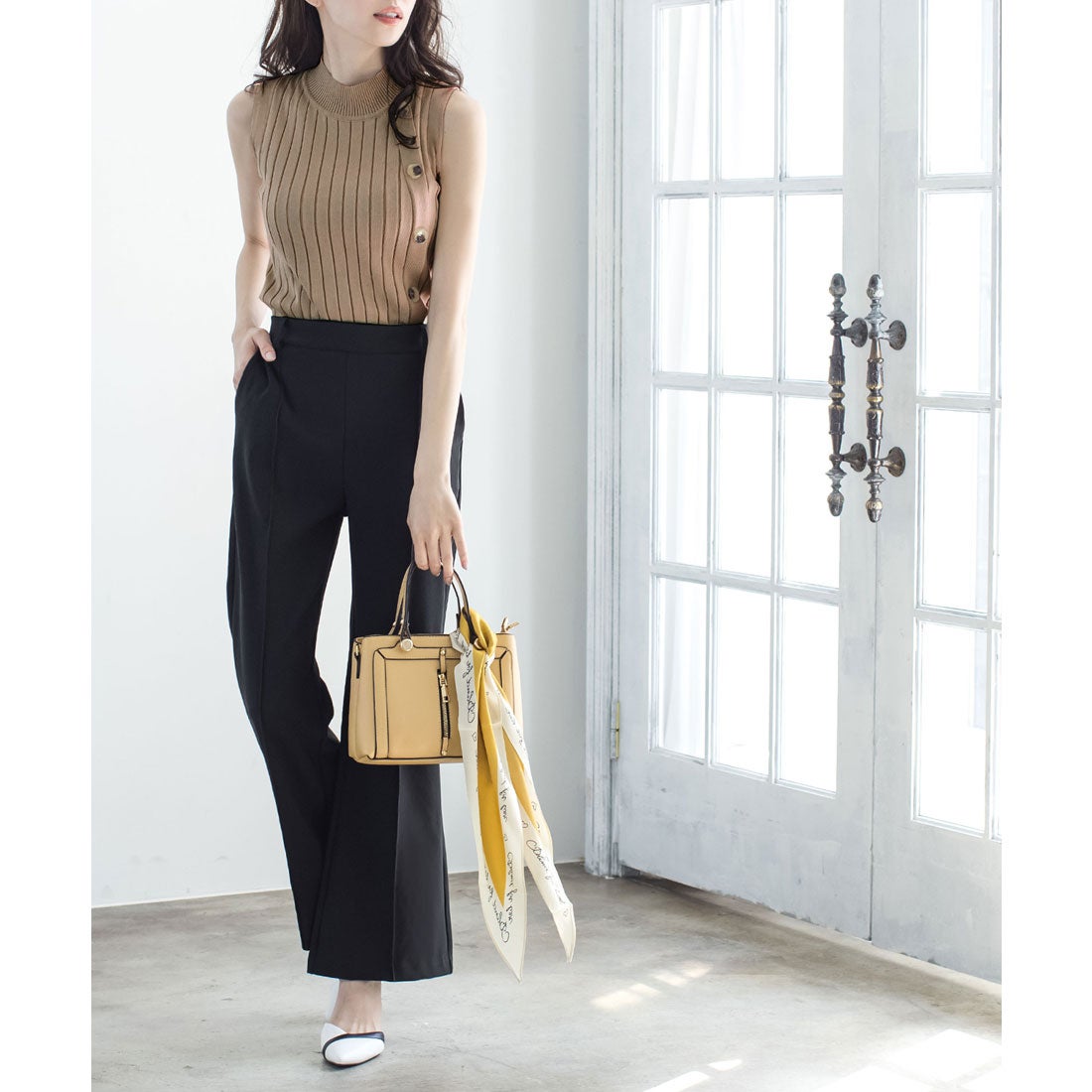 JULIA BOUTIQUE Side Button Sleeveless Knit Top / 21129
