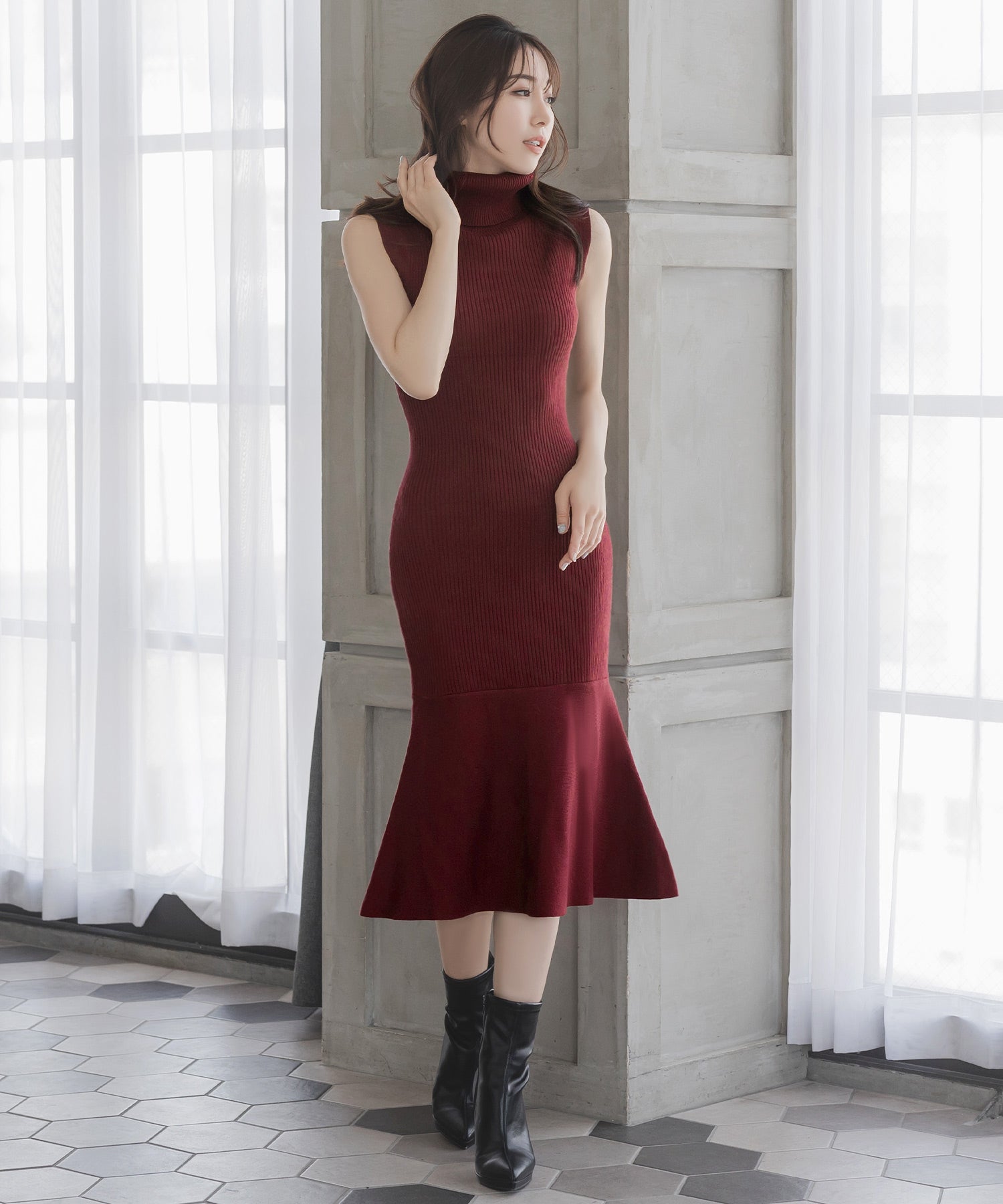 ジュリアブティック JULIA BOUTIQUE ミディアム丈・タートルネックマーメイドニットワンピース/23533,ボルドー
