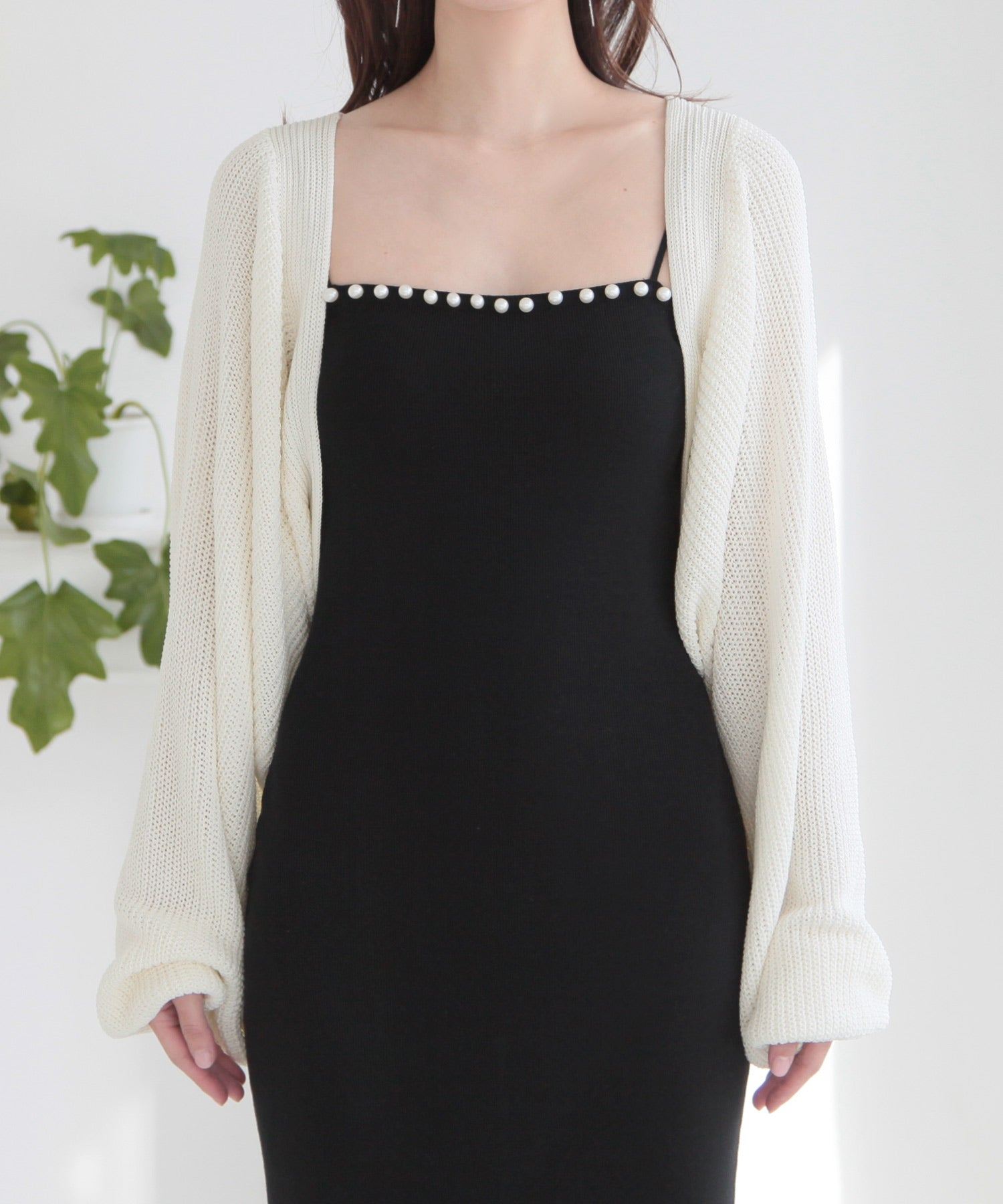 JULIA BOUTIQUE Short-Length Bolero Knit Cardigan / 24024
