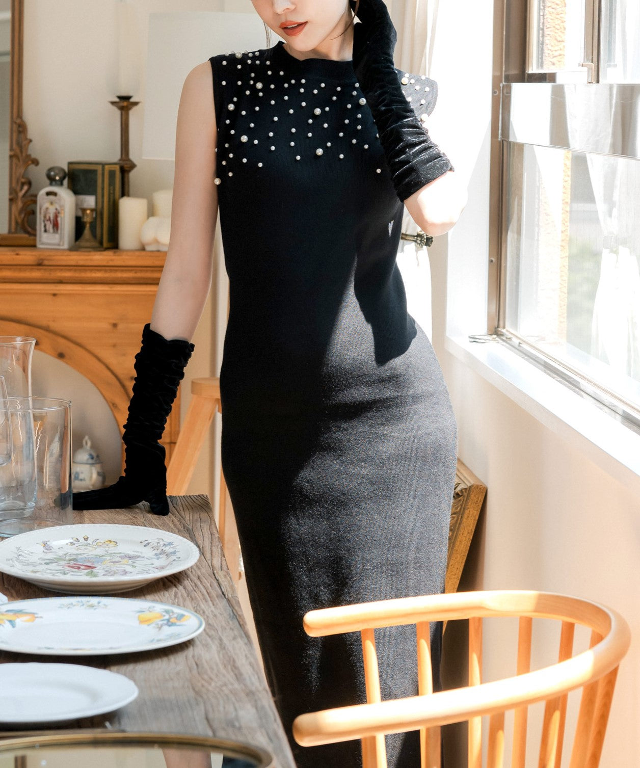 ジュリアブティック JULIA BOUTIQUE パールデコニットワンピース [24523 ノースリーブ ロング丈 タイト Uネック レディース ブラック 黒 グレー ピンク ホワイト 白 ]