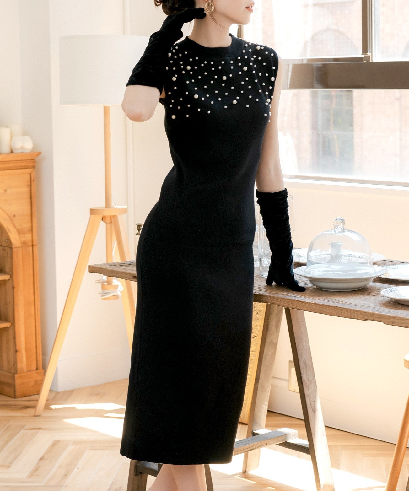 ジュリアブティック JULIA BOUTIQUE パールデコニットワンピース [24523 ノースリーブ ロング丈 タイト Uネック レディース ブラック 黒 グレー ピンク ホワイト 白 ]