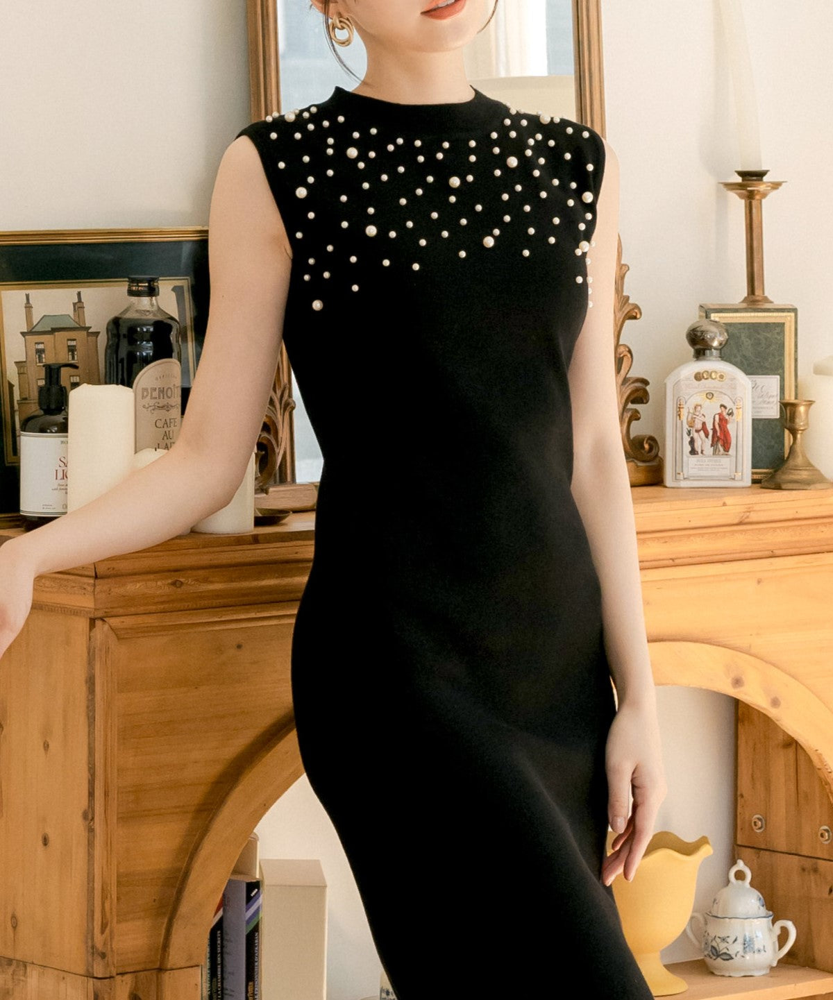 ジュリアブティック JULIA BOUTIQUE パールデコニットワンピース [24523 ノースリーブ ロング丈 タイト Uネック レディース ブラック 黒 グレー ピンク ホワイト 白 ]