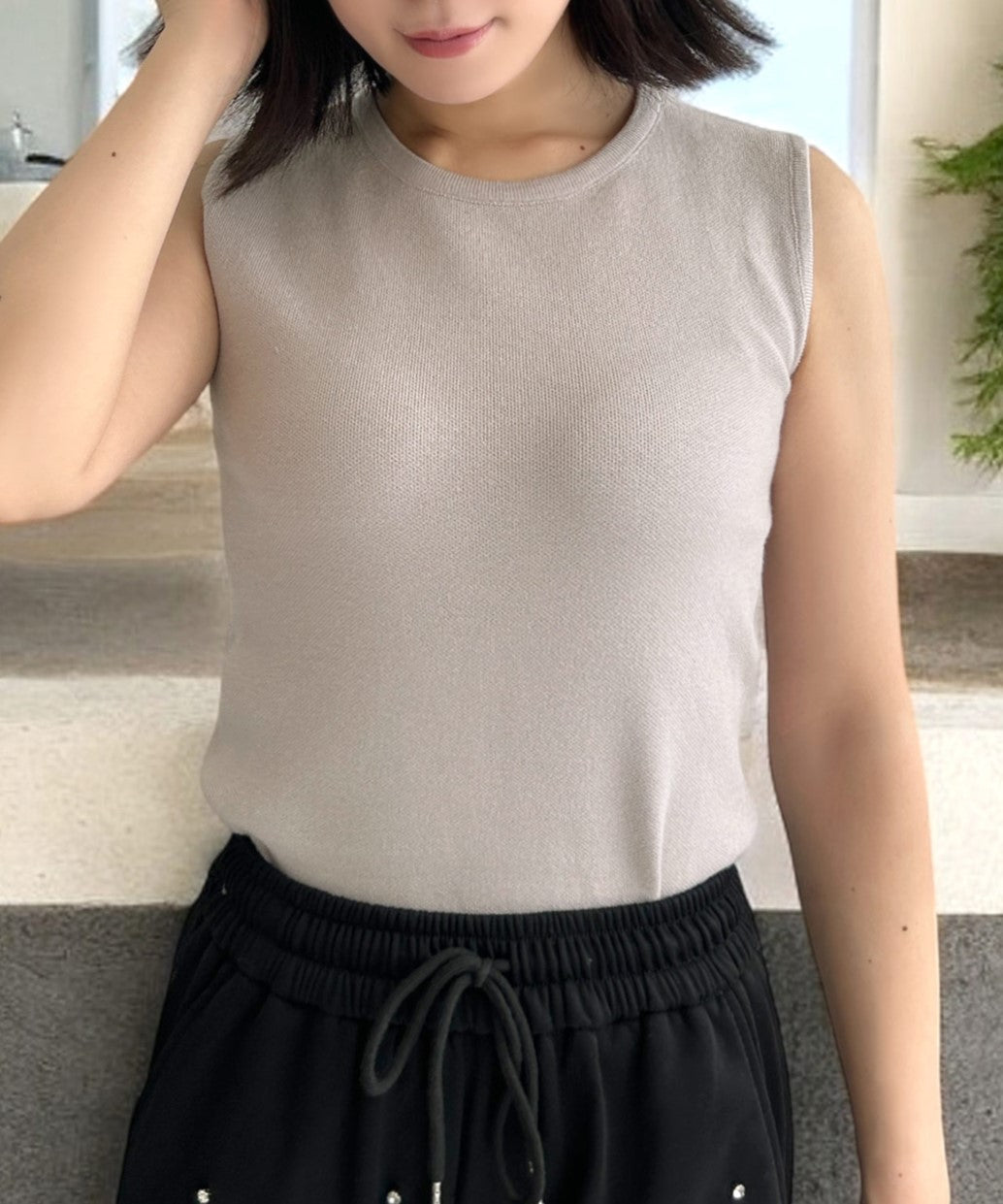 ジュリアブティック JULIA BOUTIQUE Uネック・パーソナルカラーニットトップス [24517 ノースリーブ ミドル 無地 Uネック レディース ブラック 黒 グレー ピンク ホワイト 白 ]