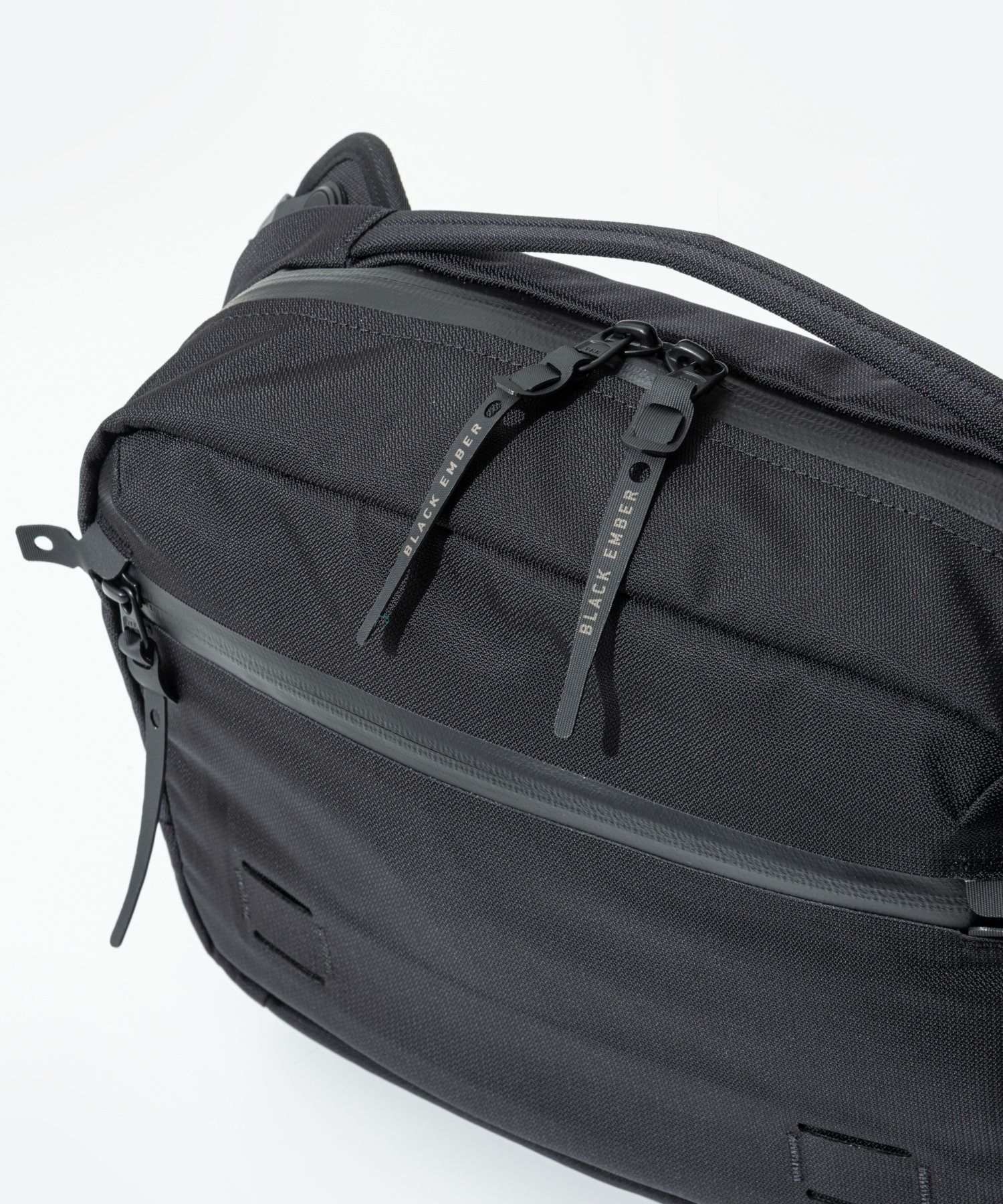 ブラックエンバー BLACK EMBER ブラックエンバー BLACK EMBER GRIP SLING ボディバッグ メンズ バッグ グリップスリング ショルダーバッグ ミニマル 防水 ナイロン ブラック 110005 （ブラック） ブラック