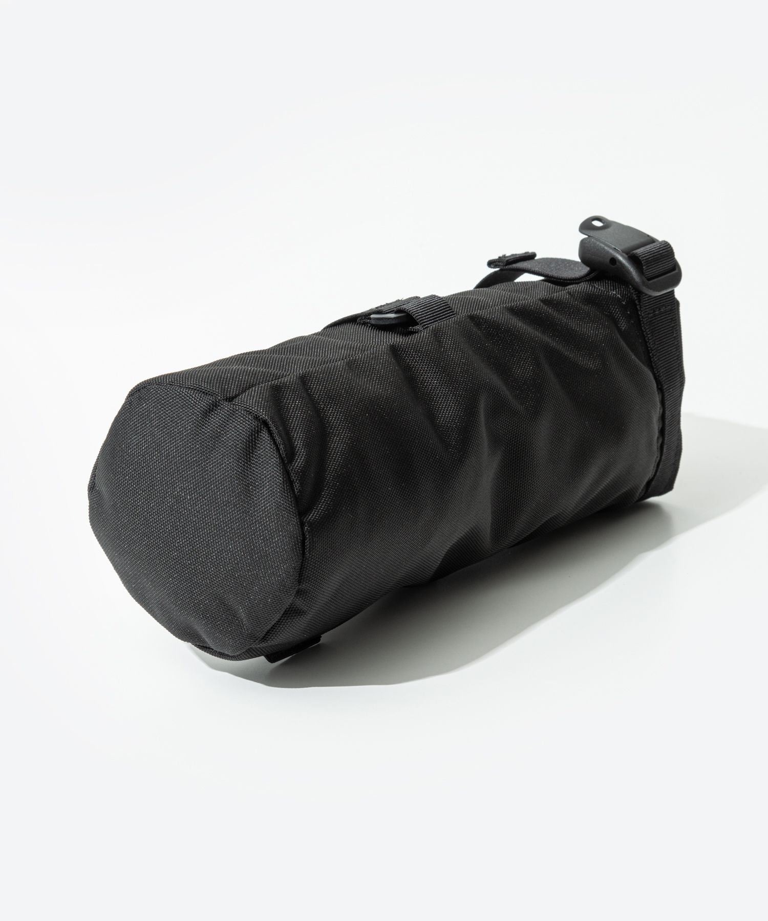 ブラックエンバー BLACK EMBER ブラックエンバー BLACK EMBER WATER BOTTLE HOLDER ペットボトルホルダー メンズ ファッション小物 （ブラック） ブラック