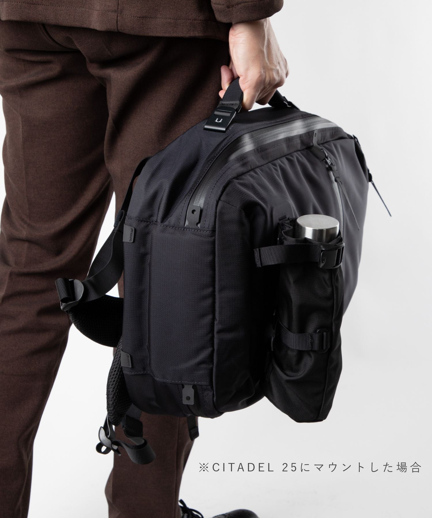 ブラックエンバー BLACK EMBER ブラックエンバー BLACK EMBER WATER BOTTLE HOLDER ペットボトルホルダー メンズ ファッション小物 （ブラック） ブラック