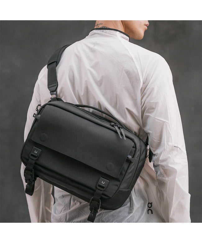 ブラックエンバー BLACK EMBER 新商品/井野屋/ブラックエンバー/GRIP SLING EMBER TEX/GRIP SLING 12 EMBER TEX/ショルダーバッグ/カメラバッグ/12 （ブラック） ブラック
