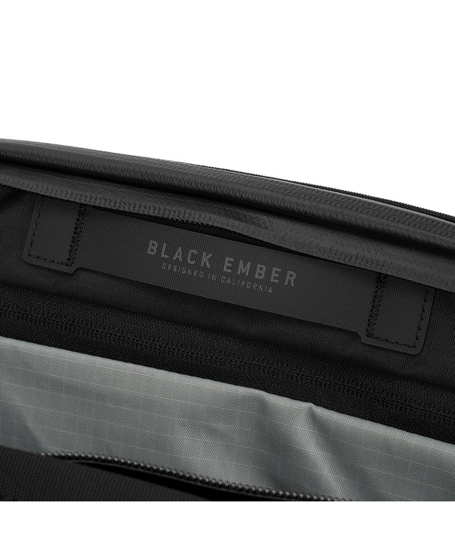 ブラックエンバー BLACK EMBER ブラックエンバー ボディバッグ BLACK EMBER 7225015 （ブラック） ブラック