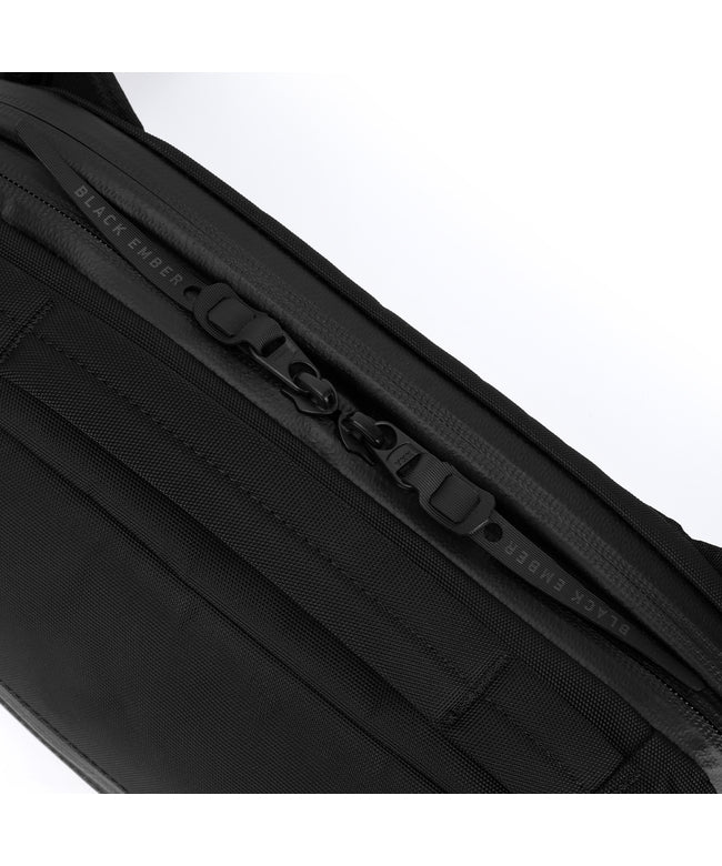 ブラックエンバー BLACK EMBER ブラックエンバー ボディバッグ BLACK EMBER 7225015 （ブラック） ブラック