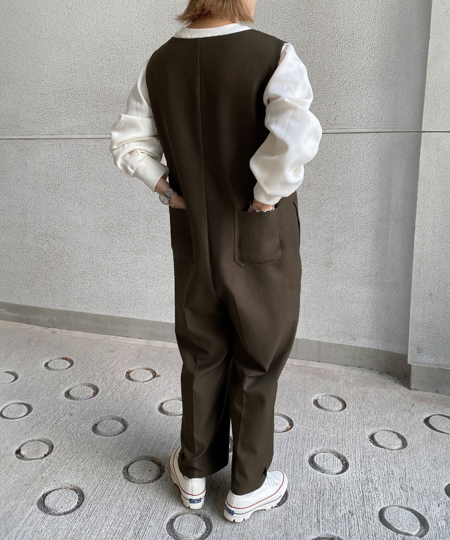 ジュノア JUNOAH Iラインフロントジップオールインワン