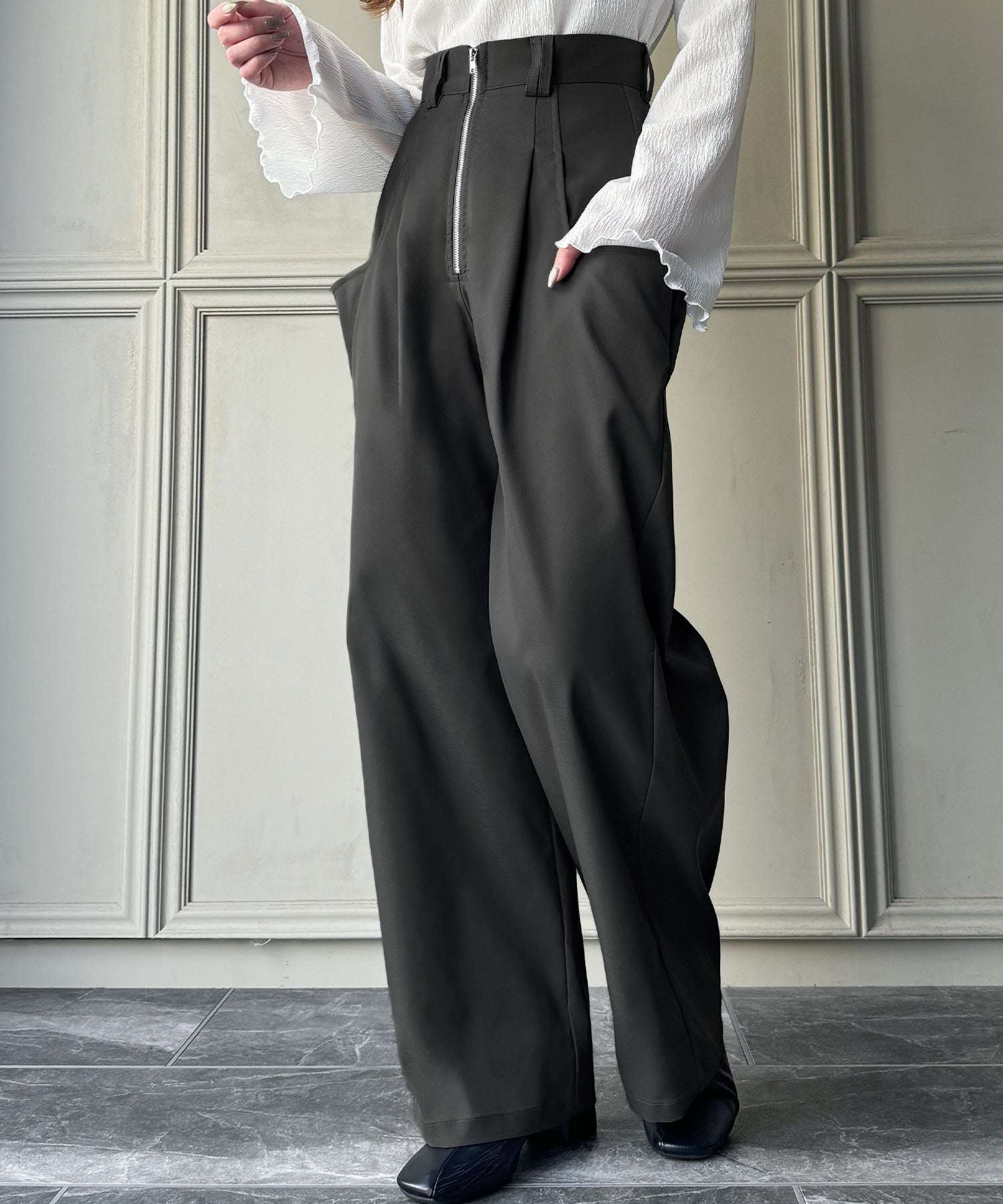 ジュノア JUNOAH ビッグポケットデザインフロントジップパンツ,チャコール