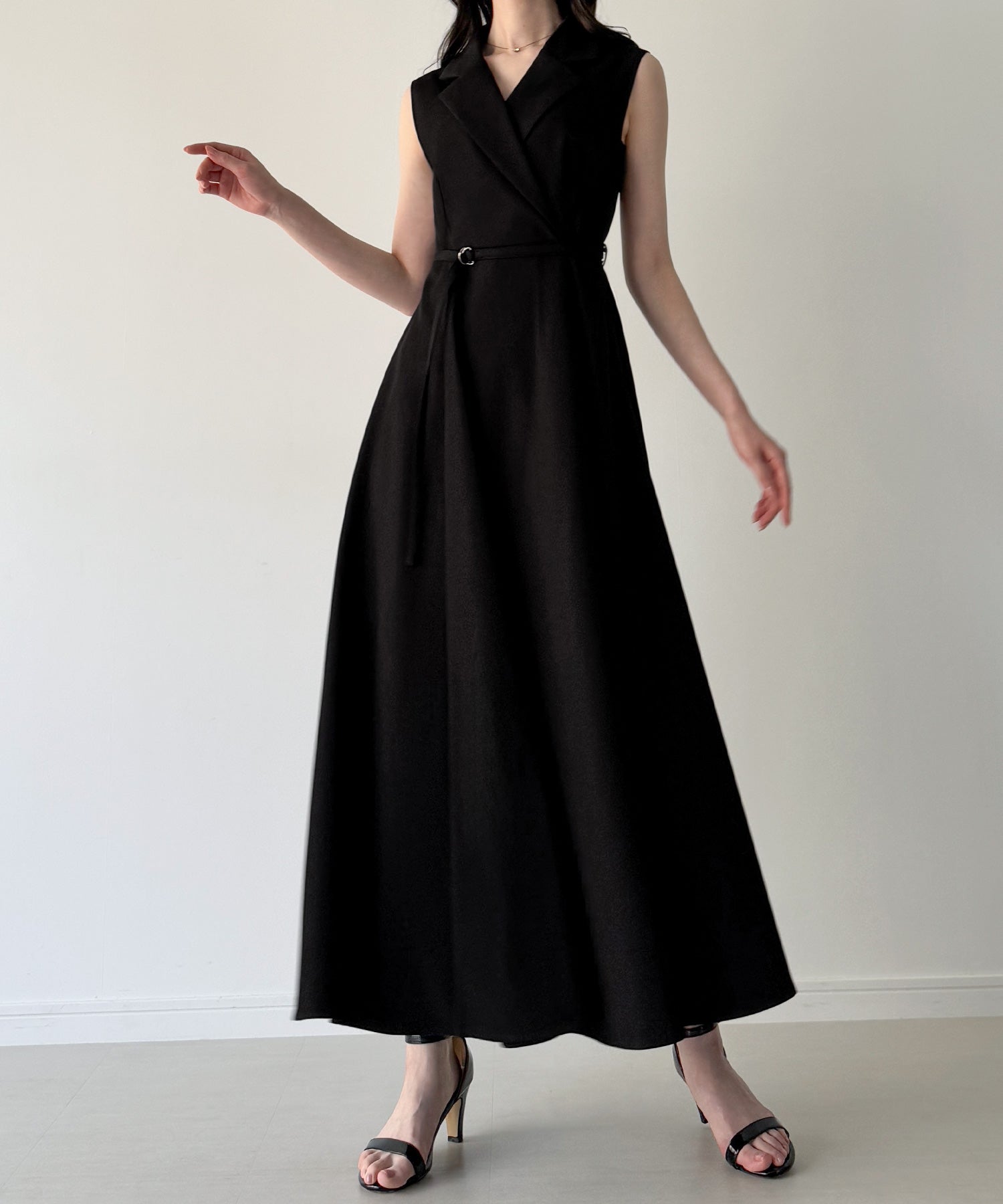 ジュノア JUNOAH テーラーカラーノースリーブワンピース（裏地なし） （ブラック） ブラック