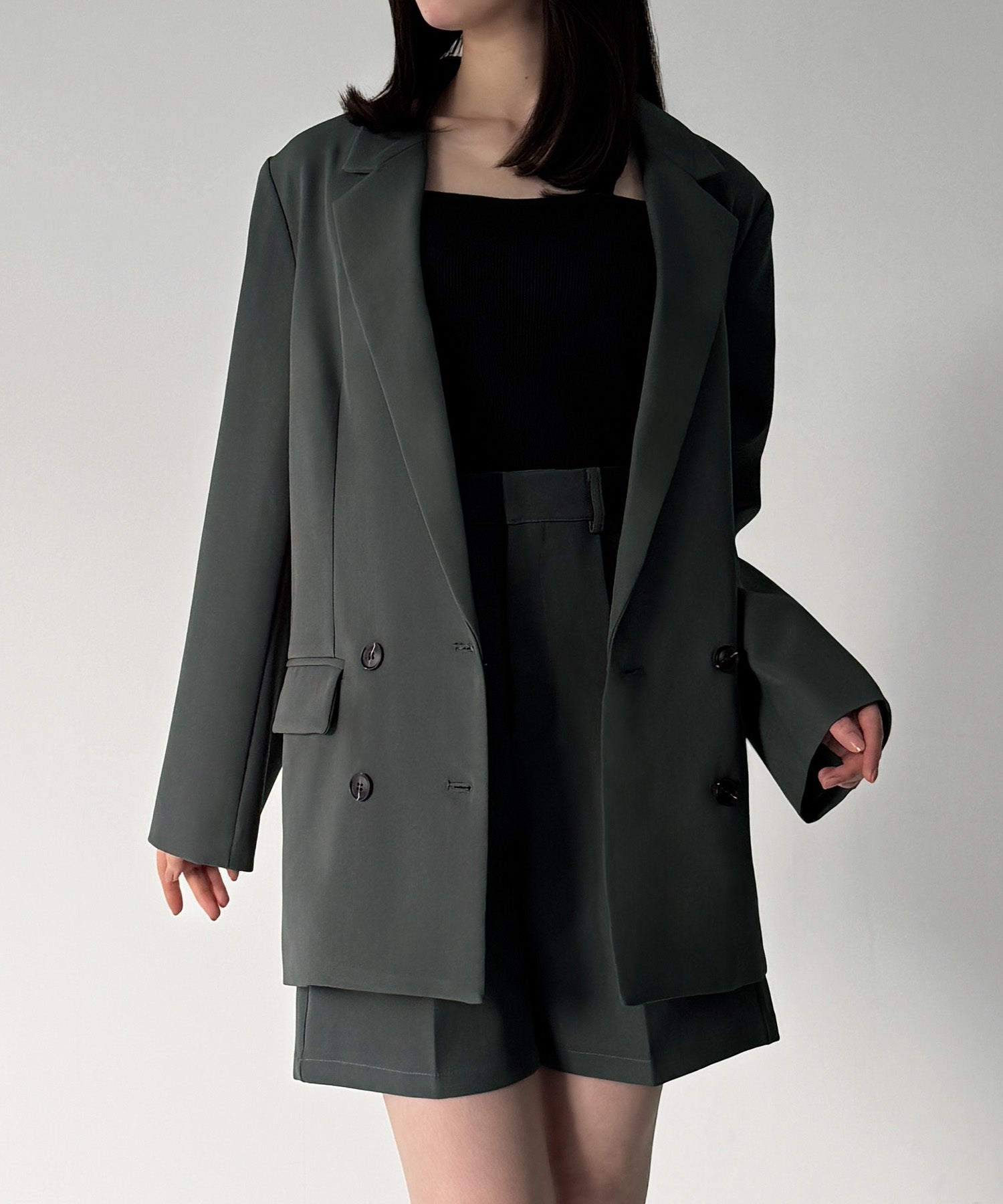 ジュノア JUNOAH バックリボンテーラードジャケット＋ショートパンツSET （チャコール） チャコール