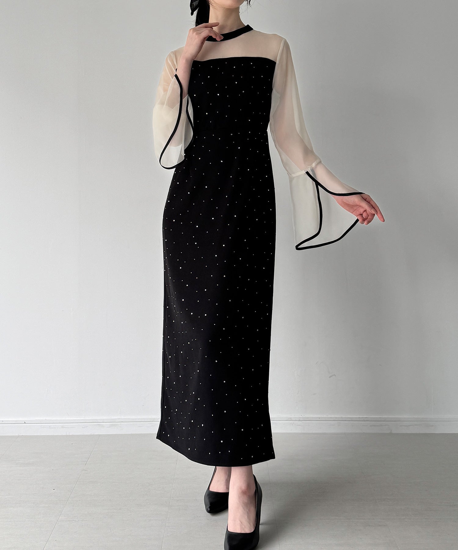 ジュノア JUNOAH ベルスリーブキラキラタイトドレス （Bブラック） Bブラック