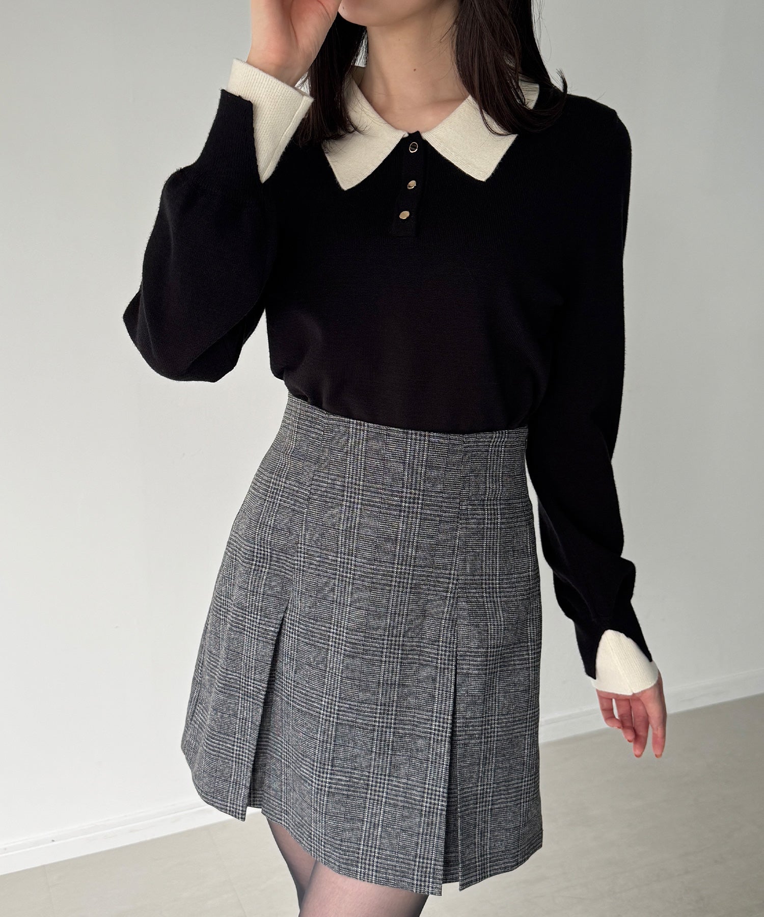 ジュノア JUNOAH バイカラーボリュームスリーブニットポロ （ブラック） ブラック